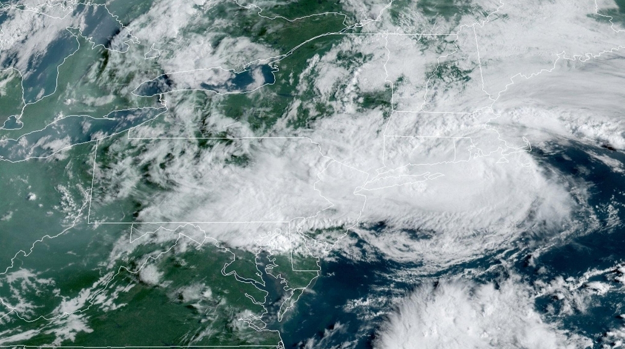 Here's why Hurricane Henri shifted east, became a tropical storm - Newsday