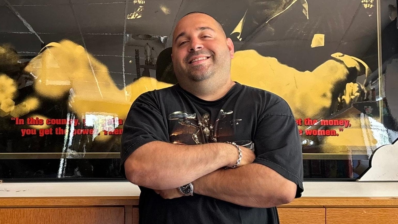 It's Wally's World expands with new Copiague vintage store