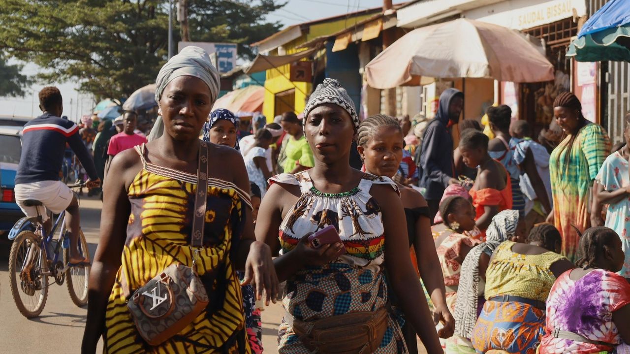 West African bloc delegation arrives in Guinea-Bissau for talks with military coup leaders
