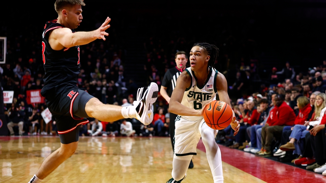 Jeremy Fears scores career-high 29 as No. 7 Michigan State outlasts ...