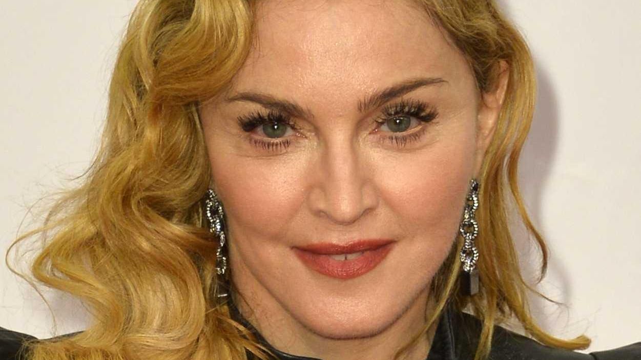 Madonna responds to photo controversy - Newsday