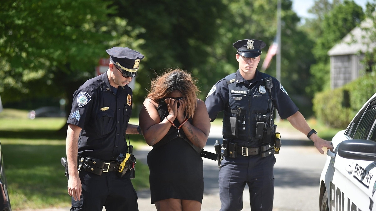 Tenia Campbell, mother accused of killing twin daughters in Montauk, likely headed to trial, attorney says - Vimarsana News