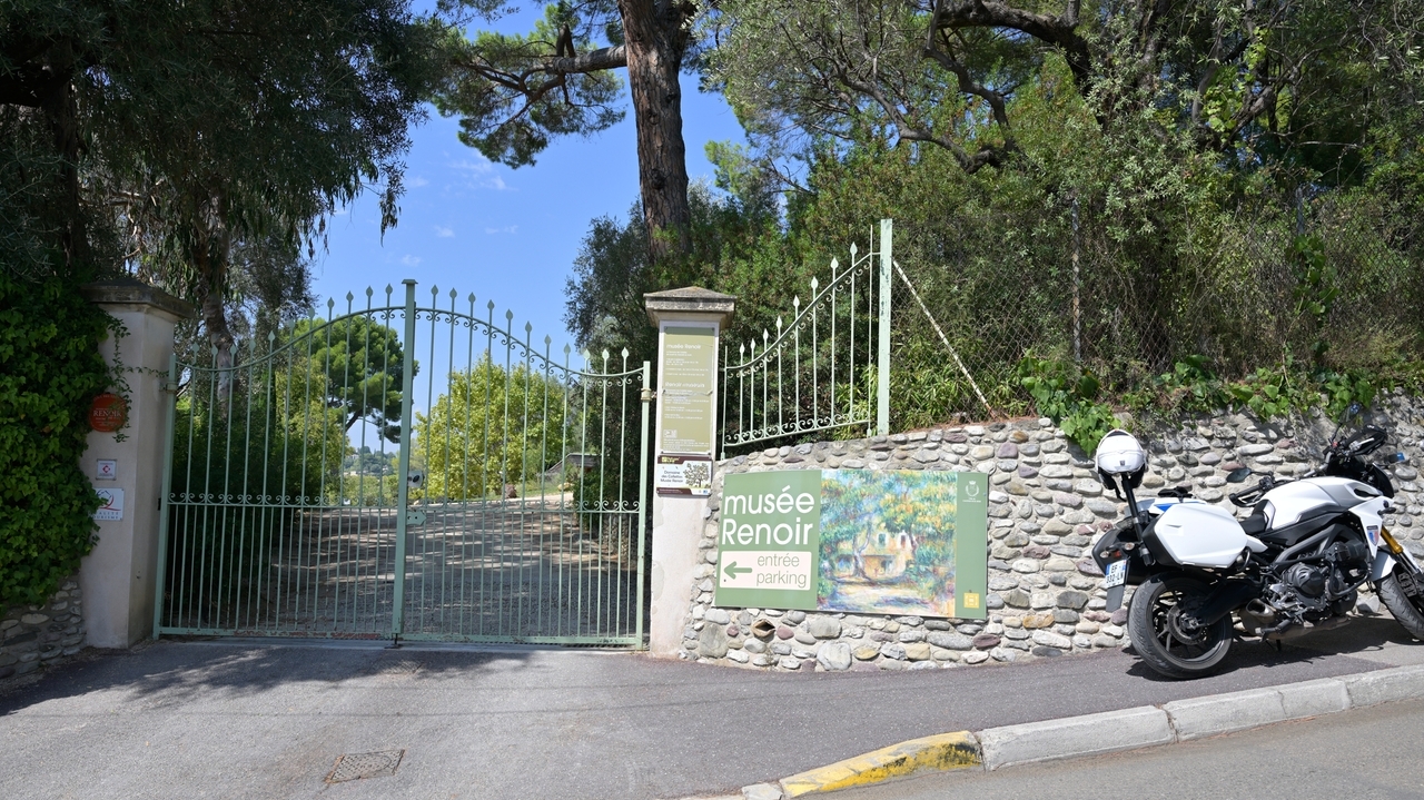 Diebe Stehlen Renoir-Gemälde aus dem Renoir-Museum in Cagnes-sur-Mer