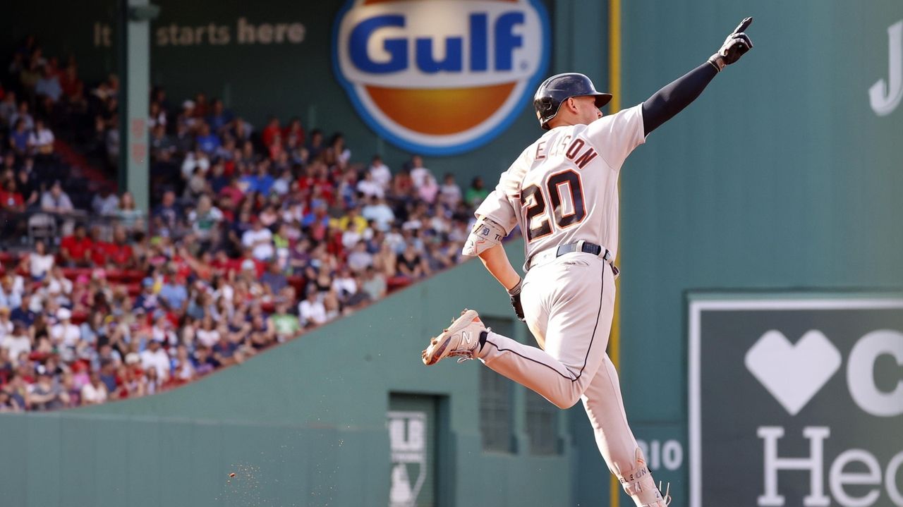 Can Red Sox wear yellow City Connect jerseys in the playoffs?