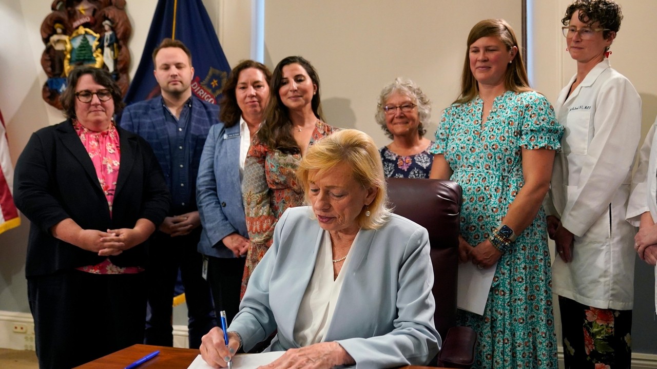 Opponents of Maine's new abortion law won't seek to nullify it through a referendum - Vimarsana News