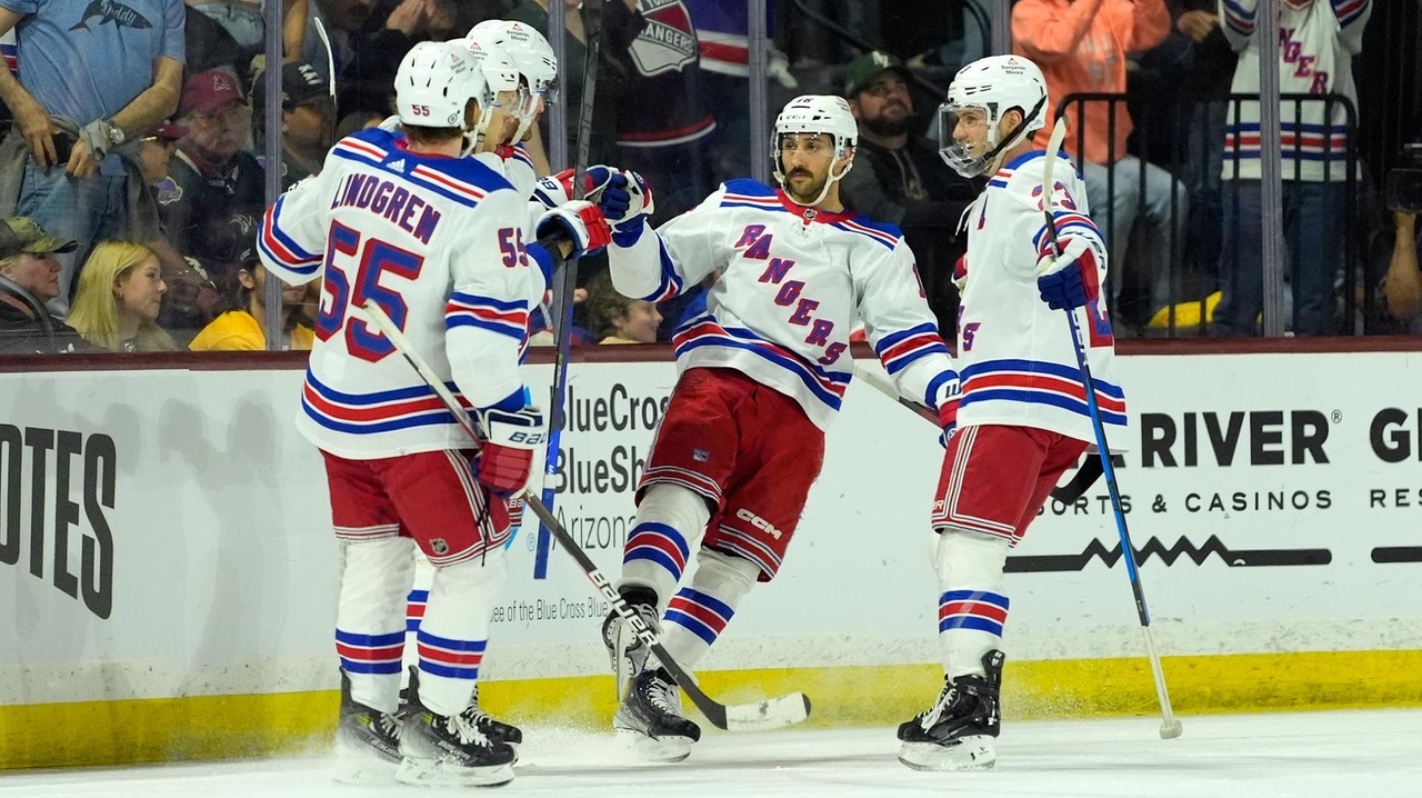Rangers win fifth straight, Jonathan Quick becomes winningest American ...