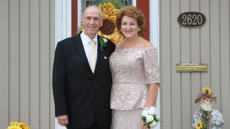 Barbara and Ron Silva recently celebrated their 50th wedding anniversary.