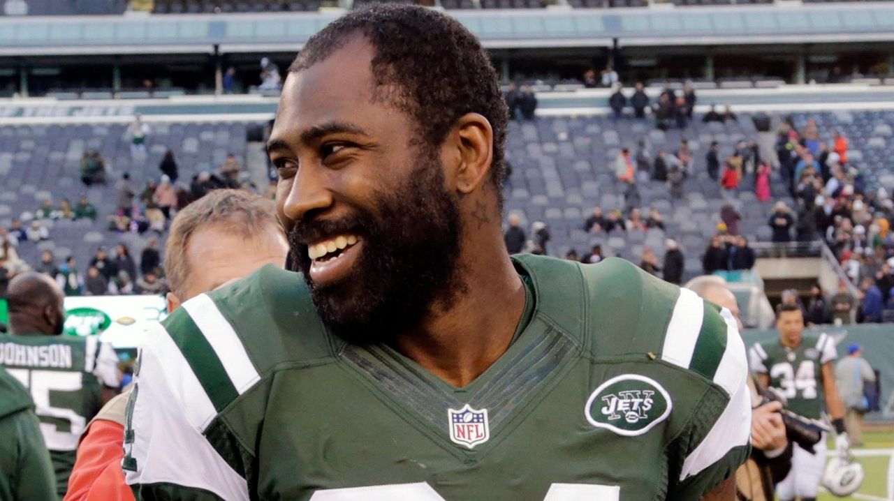 Jets greats Darrelle Revis and Joe Klecko are headed to the Pro