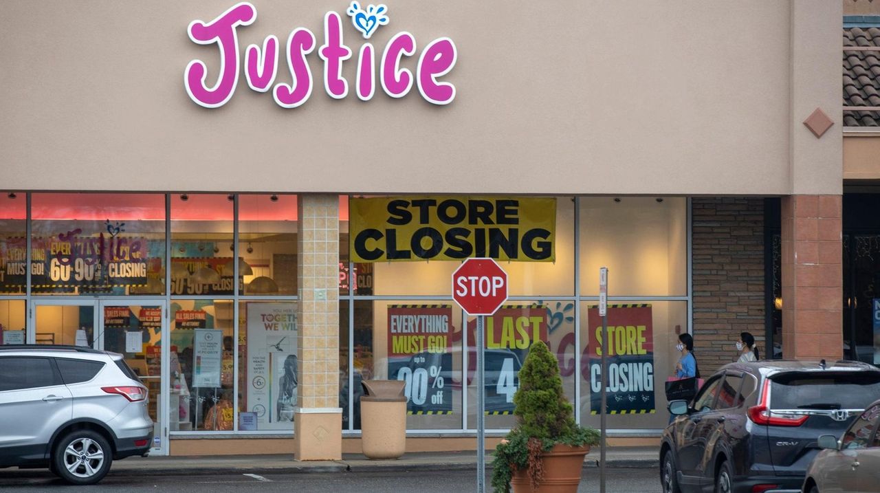 Retail Roundup Girls' clothing chain Justice closing all stores