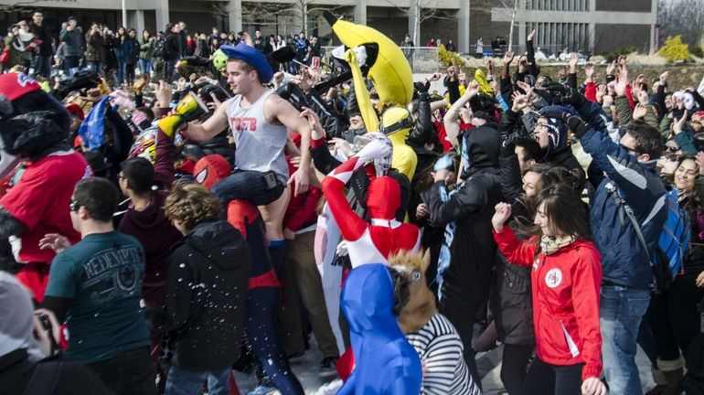 Hundreds of Stony Brook University students danced in a "Harlem...