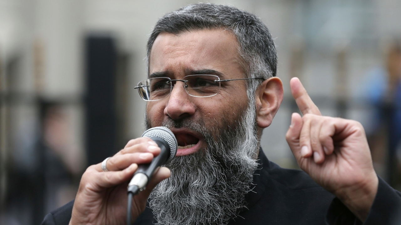 Radical British preacher Anjem Choudary faces May trial on terrorism charges - Vimarsana News