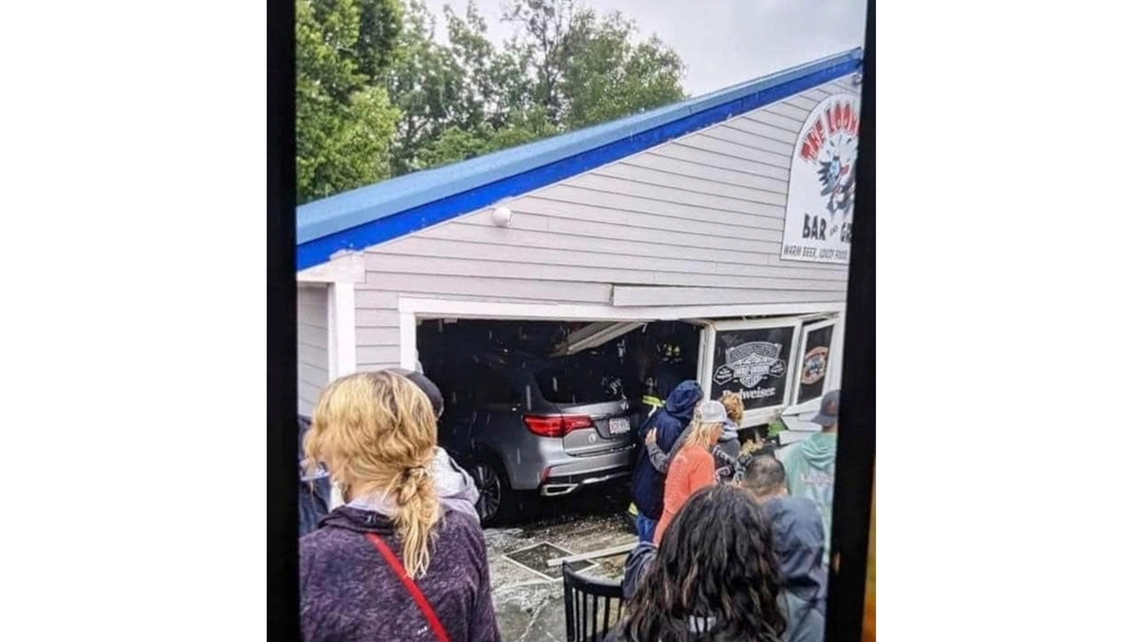 Car crashes into New Hampshire restaurant, injures dozens, pins man in ...
