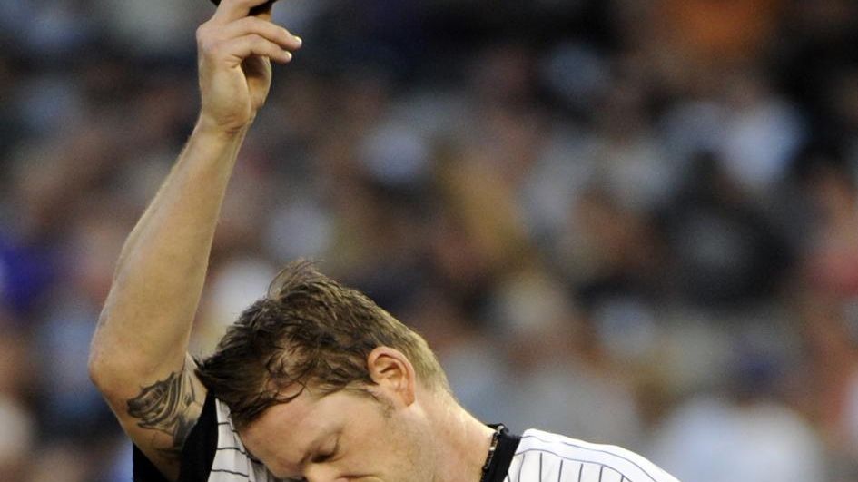 Photo: New York Yankees Derek Jeter reacts in Game 3 of the 2010