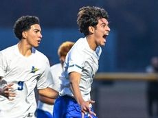 Perez's header sends Lawrence boys soccer to Nassau Class A final