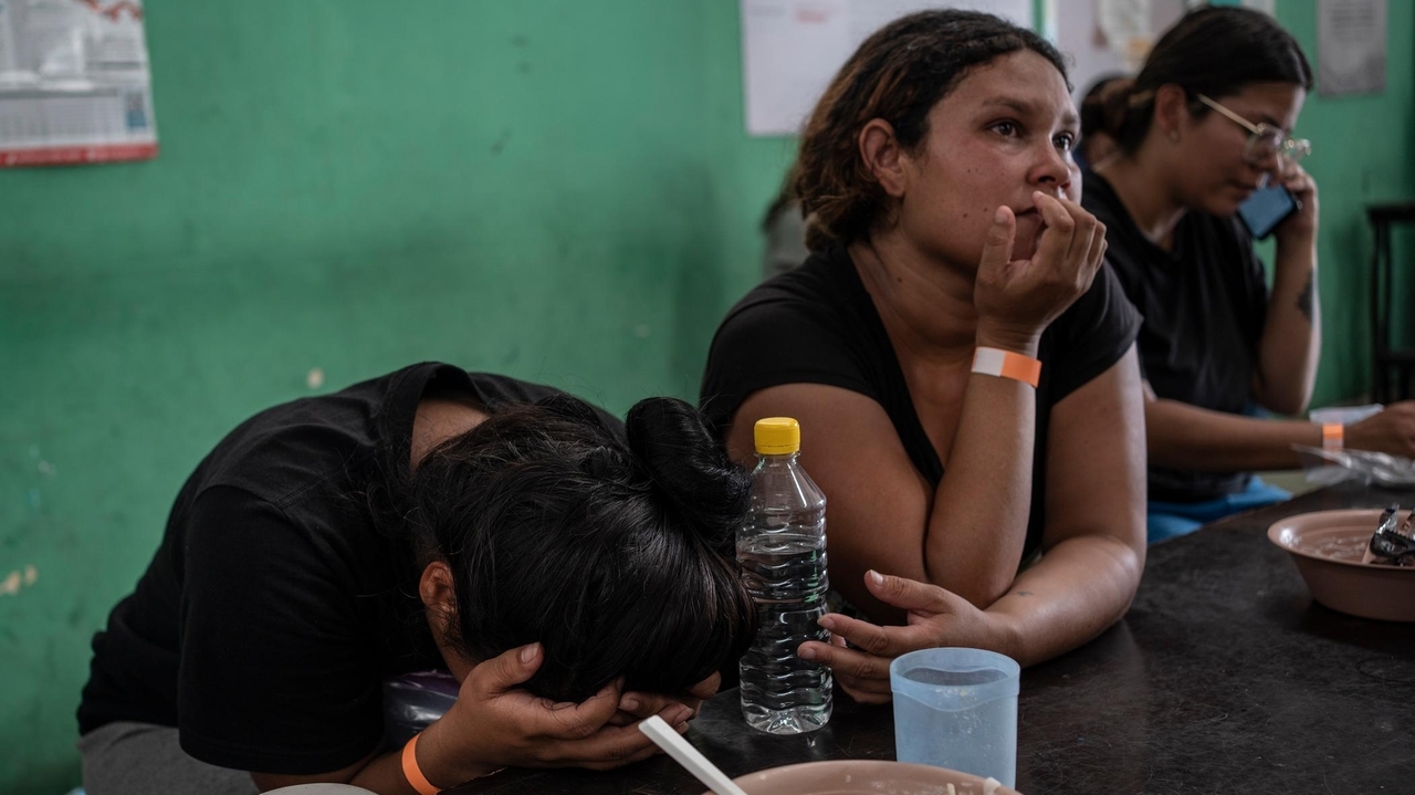 Mexico's tactic to cut immigration to the US: wear out migrants - Vimarsana News