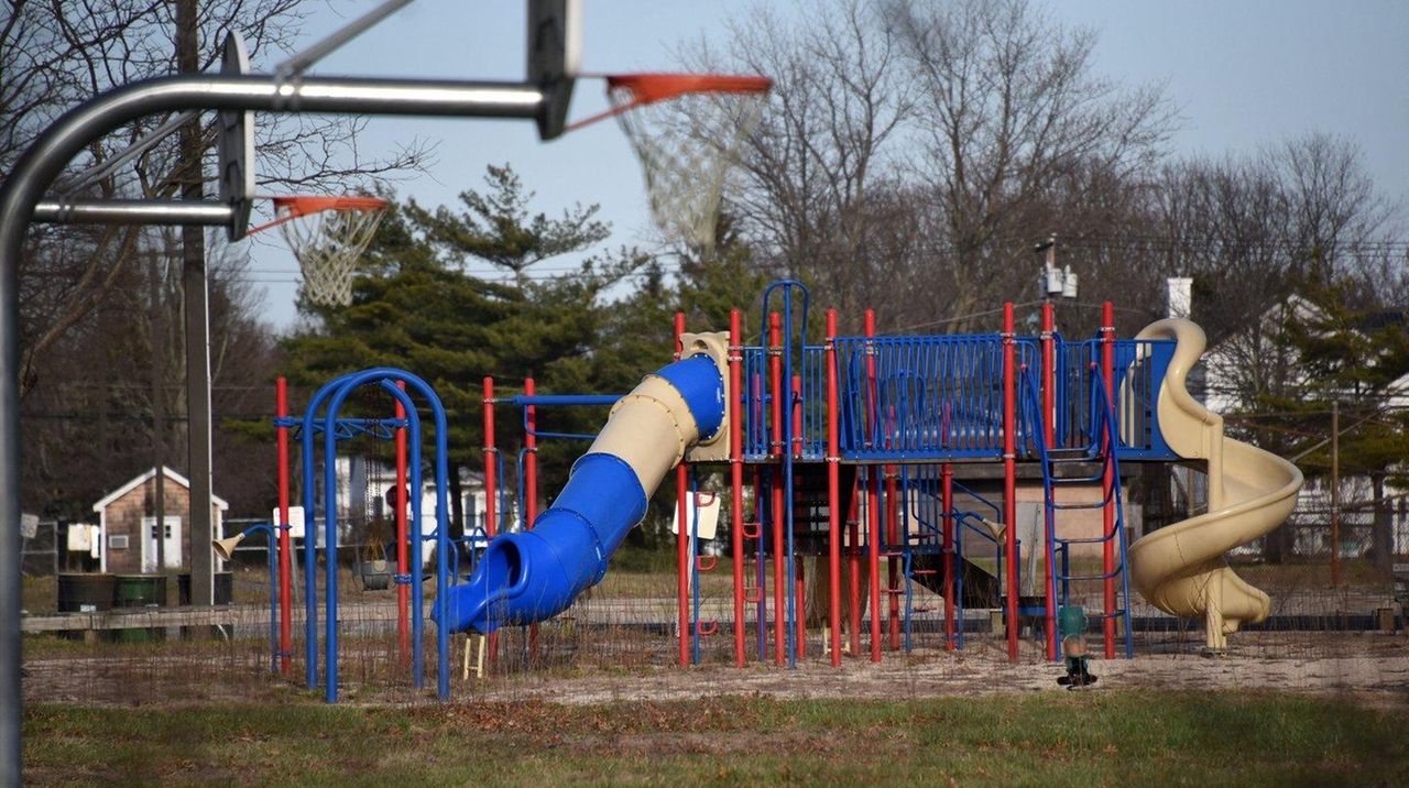 Islip sets deadline for bids for cleanup work at Clemente Park - Newsday