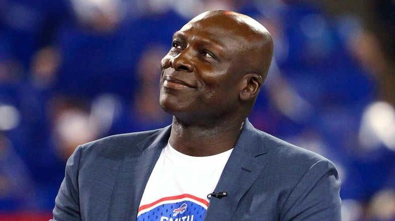 Buffalo Bills: Hall of Fame DE Bruce Smith's No. 78 to be retired