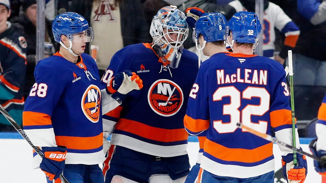 Islanders snap two-game losing streak with win over Sharks - Newsday