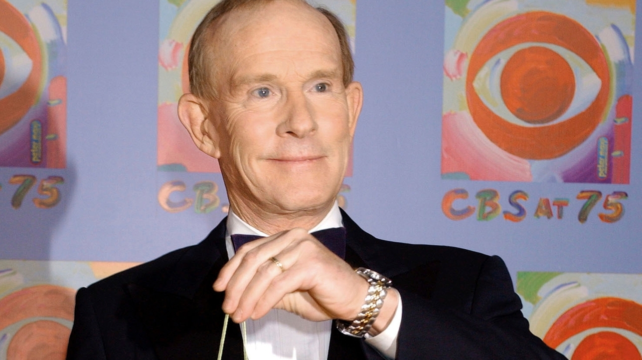Comedian Tom Smothers, one-half of the Smothers Brothers, dies at 86 - Vimarsana News