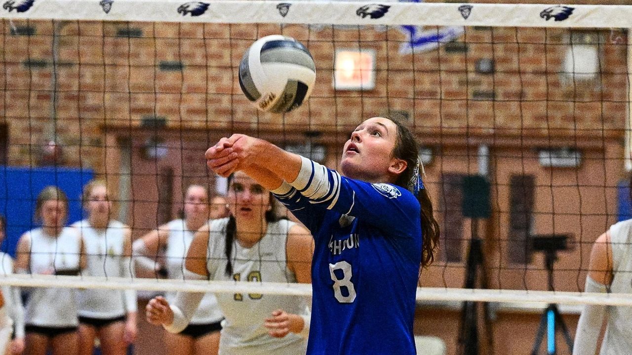 li-class-a-girls-volleyball-championship-calhoun-vs-sayville-newsday