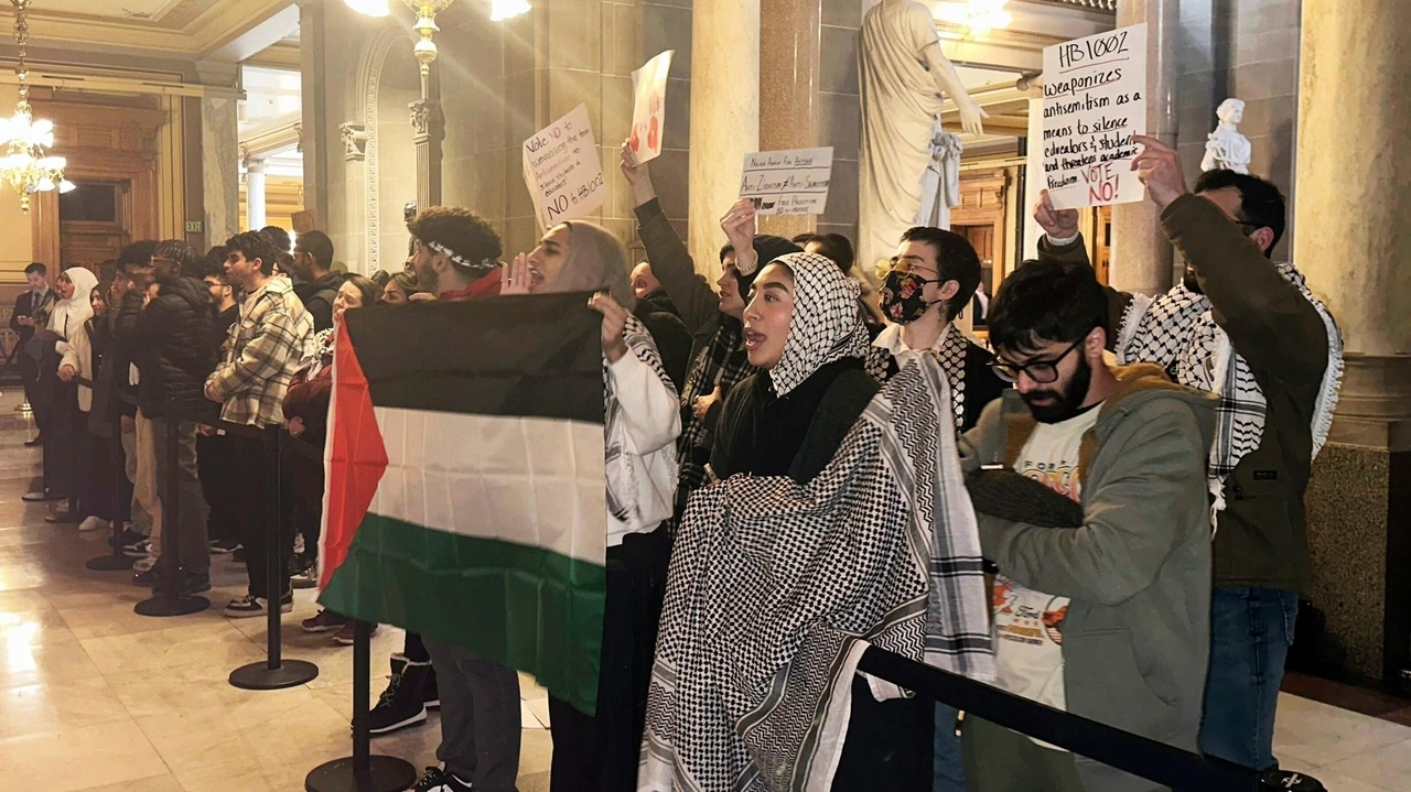 Indiana bill defining antisemitism advances to state Senate - Vimarsana News