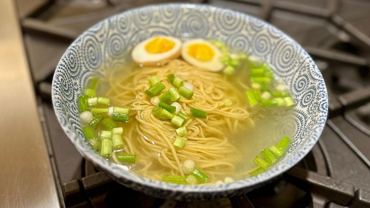 Happy Noodle opens in Mount Sinai - Newsday