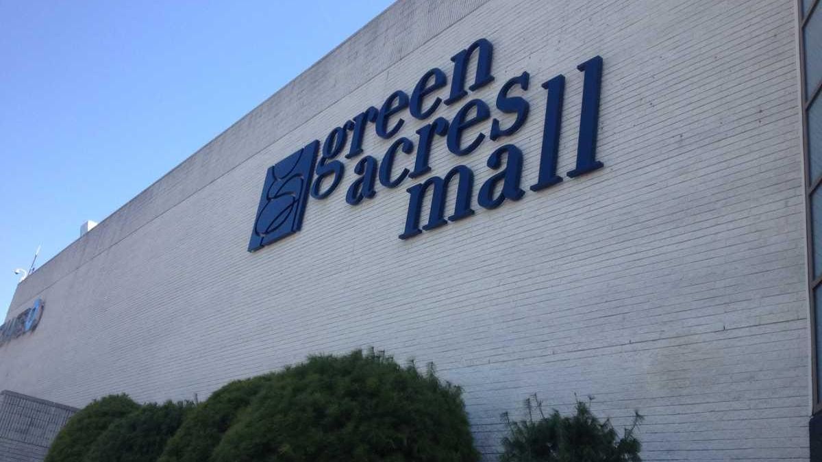 Green Acres Mall owner plans new facade, expansion Newsday