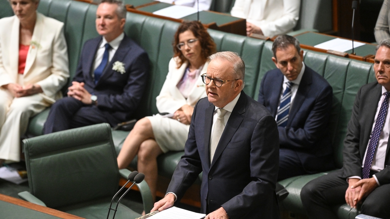 Australian Parliament pays tribute to injured lawmaker as it resumes work under increased security