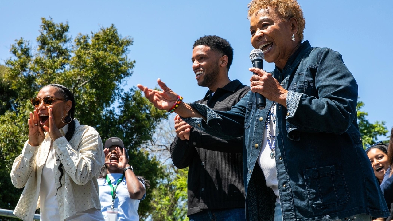 Progressive icon and ex-US Rep. Barbara Lee wins race for mayor of ...