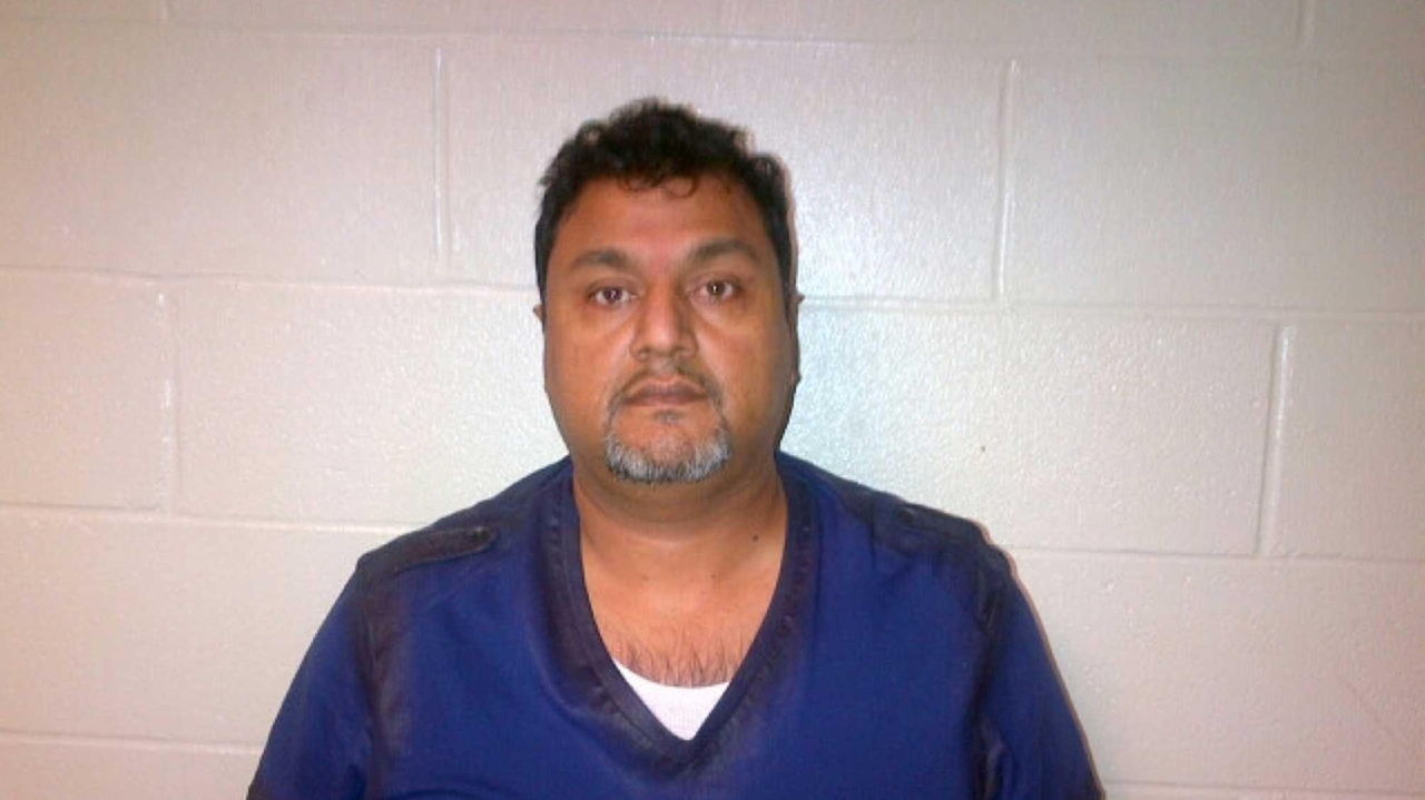 AG: Grocery store owner pleads guilty to $1M food stamp scam - Newsday