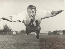 Newsday's first Hansen Award winner in 1960, Len Sears, dies at 82