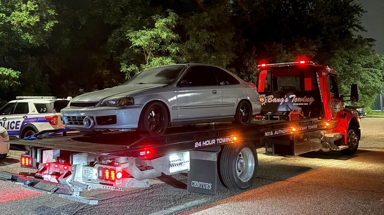 9 arrested, vehicles seized at illegal street racing event in East Farmingdale, police say
