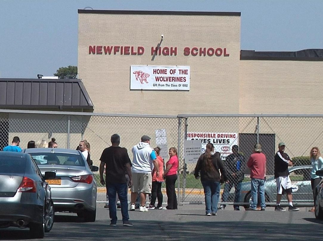 Cops Lockouts lifted at Selden Middle, Newfield high schools Newsday