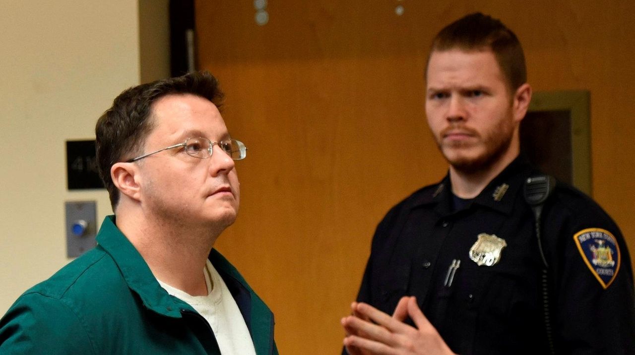 Man Pleads Not Guilty In Cold Spring Harbor Home Invasion Case Newsday