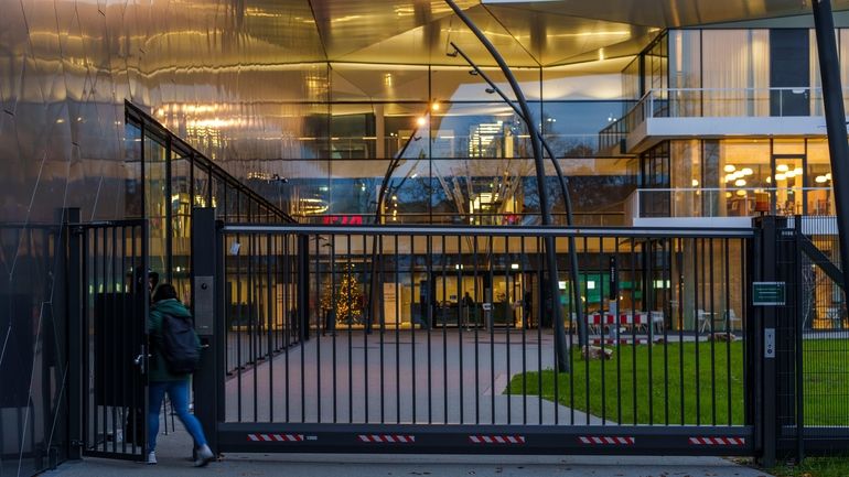 A person enters the headquarters of the German Football Association...