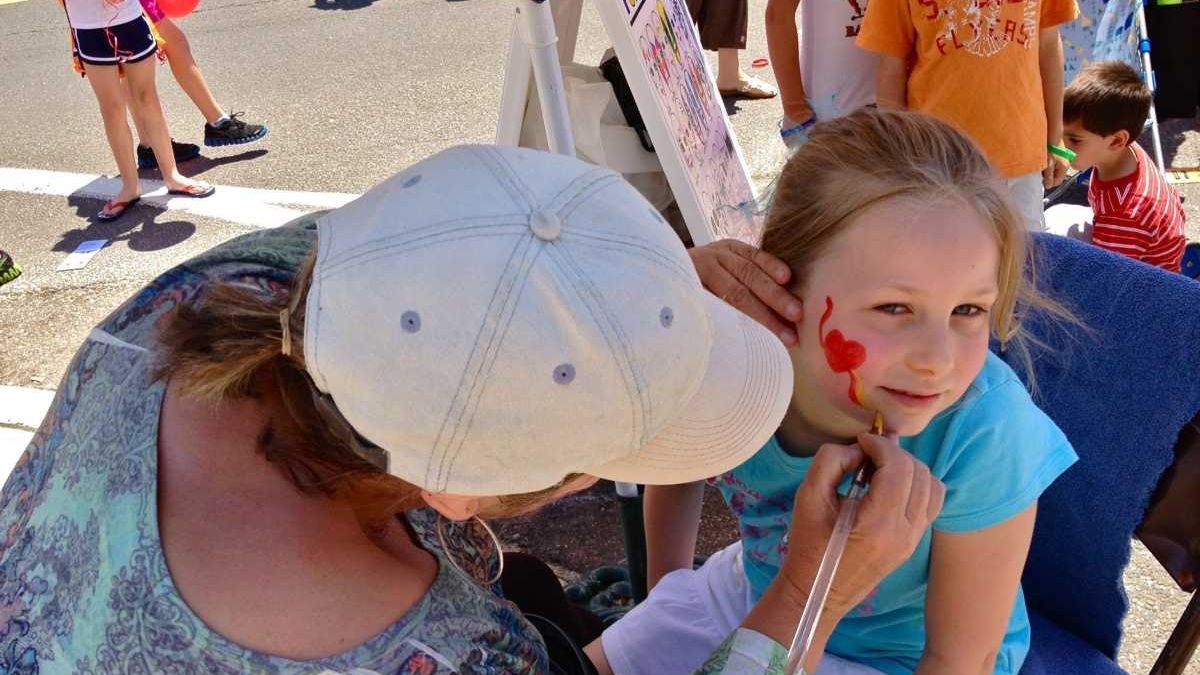 Smithtown Festival Day draws hundreds Newsday