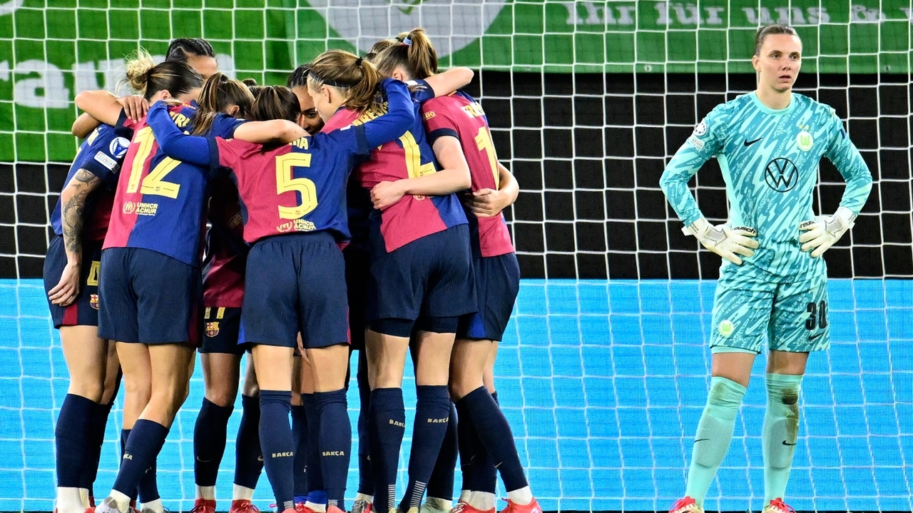 Spain wants a more affordable VAR in its women's liga and coaches ...