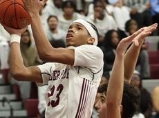 Deer Park stays poised late, tops East Islip in Suffolk Class AA quarterfinal