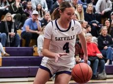 Aniela Marino, Julia Madsen lift Sayville girls basketball to Class A semis