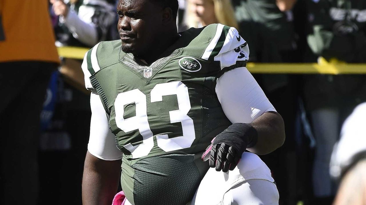 Source Kenrick Ellis visiting Giants Newsday