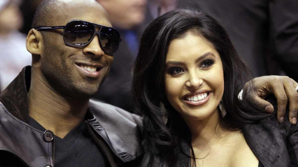 Kobe bryant wifes on sale ring