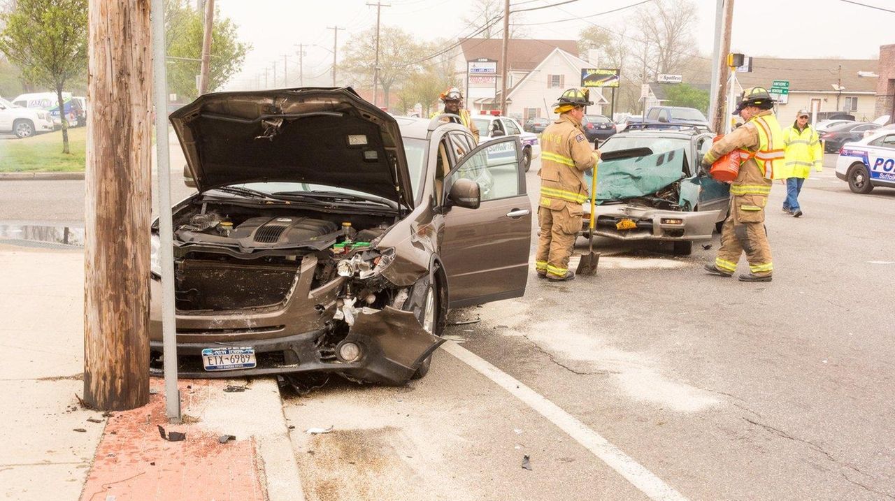 Official 3 hurt in crash on Montauk Highway in Mastic Newsday