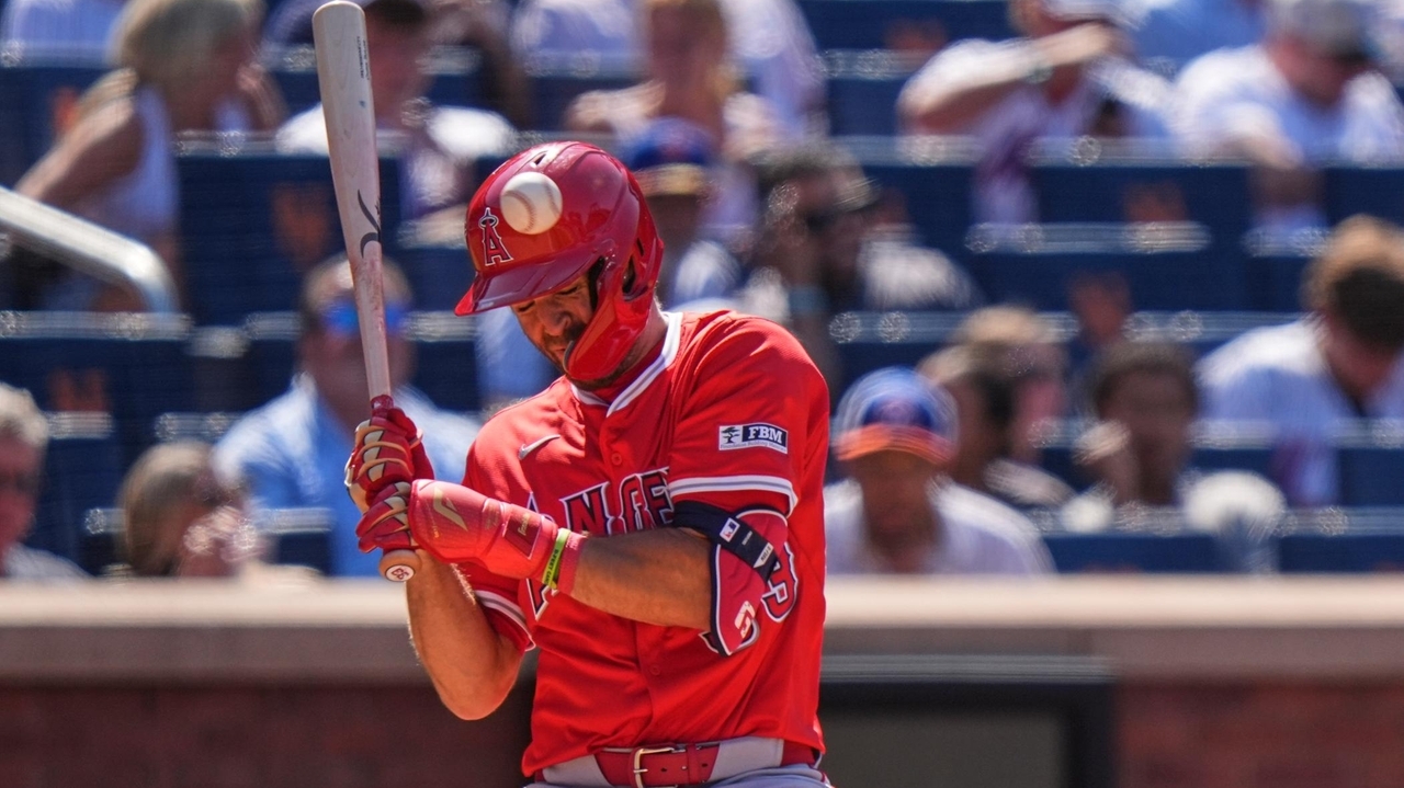 Angels lose Chris Taylor to another broken hand, Jorge Soler to lower back  inflammation - Newsday