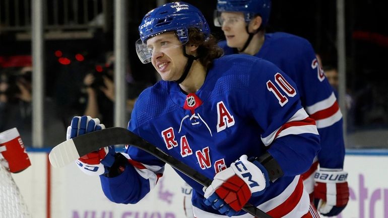 Artemi Panarin's goal, three assists lift Rangers to wild road win in  Minnesota - Newsday