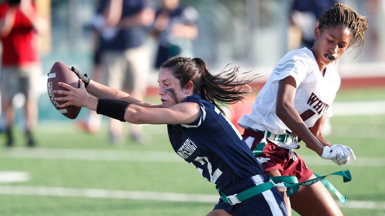 Photos LI girls flag football championship Newsday