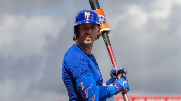 Edwin Diaz (reportedly) plunked Pete Alonso with a pair of pitches