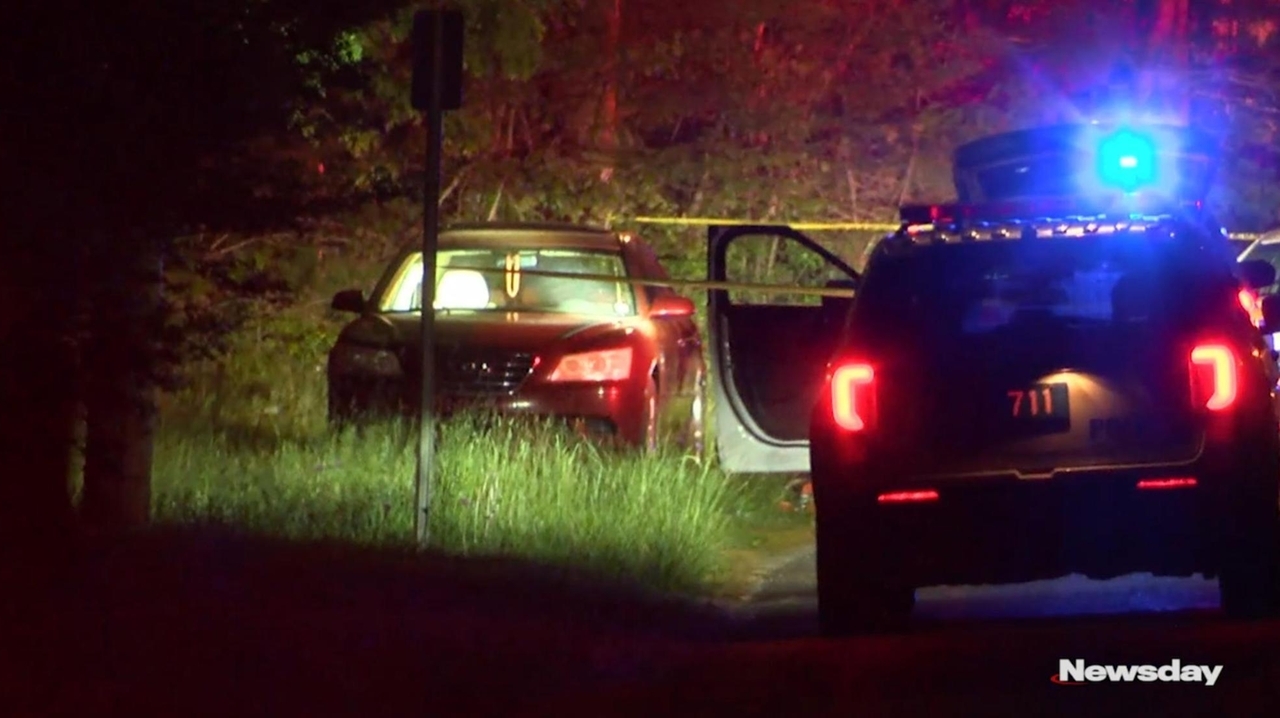 Suffolk police identify man fatally shot by officer in Manorville - Newsday