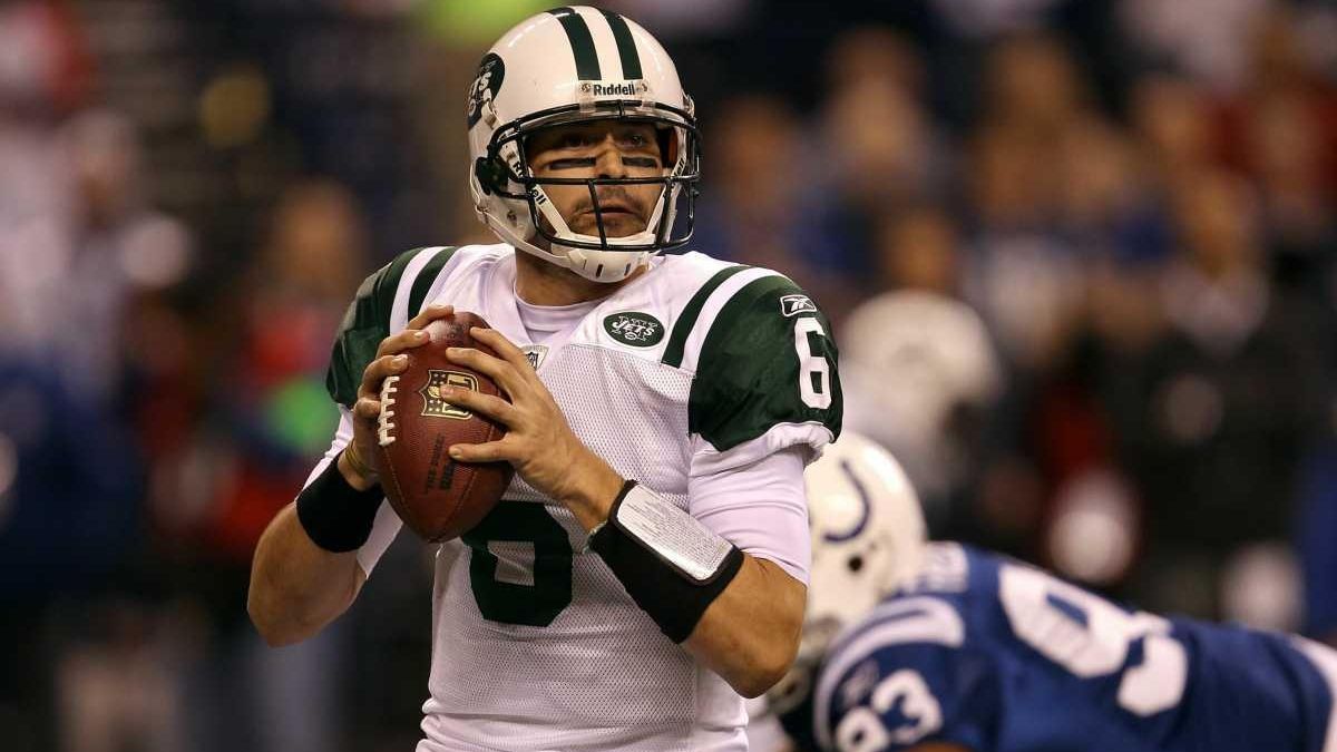 NY Jets quarterback Mark Sanchez has declined since beating New England  Patriots in playoffs and now has five games left to prove himself to  franchise – New York Daily News