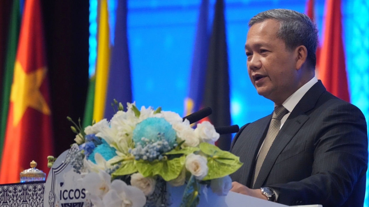 Cambodia says it has dismantled scam compounds, while experts call for ...