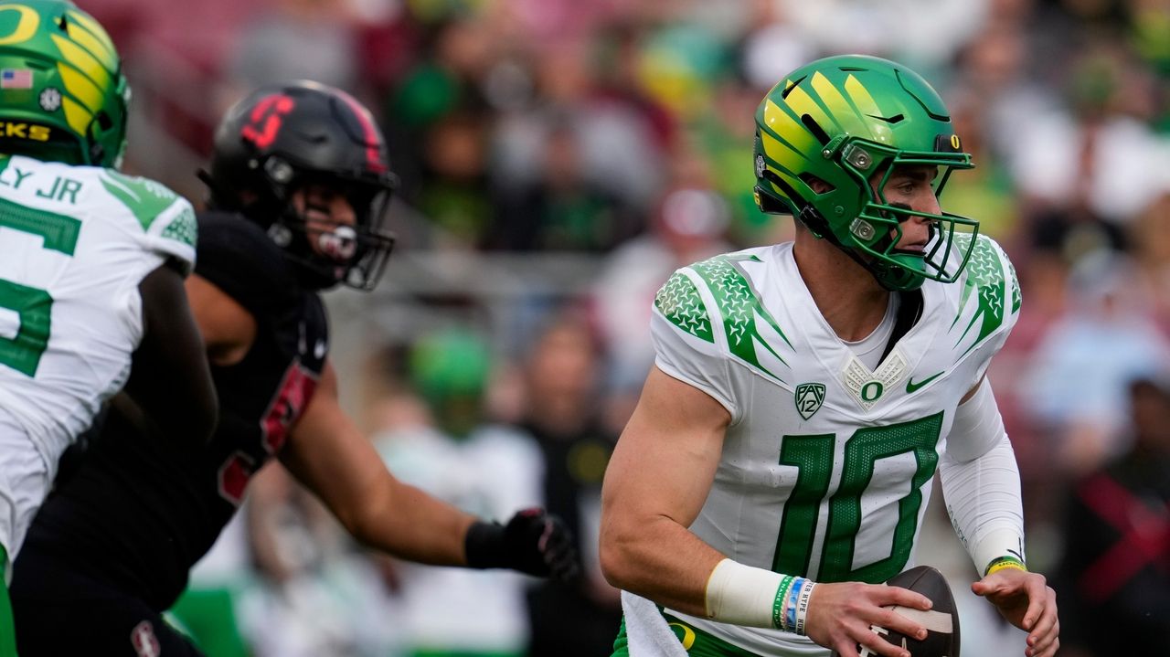 Pac-12 announces 2023 football early season & special date television  schedule